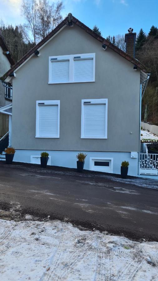 Вилла Stunning 4-Bed House In Ла-Бурбуль Экстерьер фото